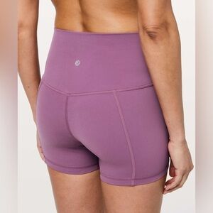 Lululemon Align Short *4"
Vintage Plum size 4 like new